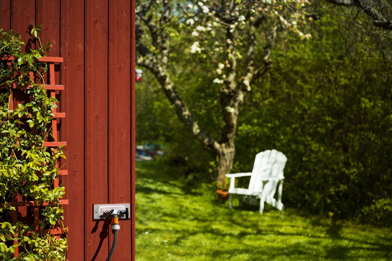 Hagekran ute på vegg