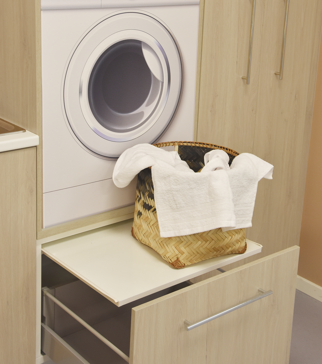 Funksjonell skuff med hylle